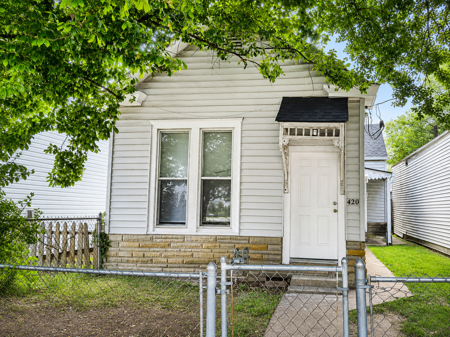Property main image