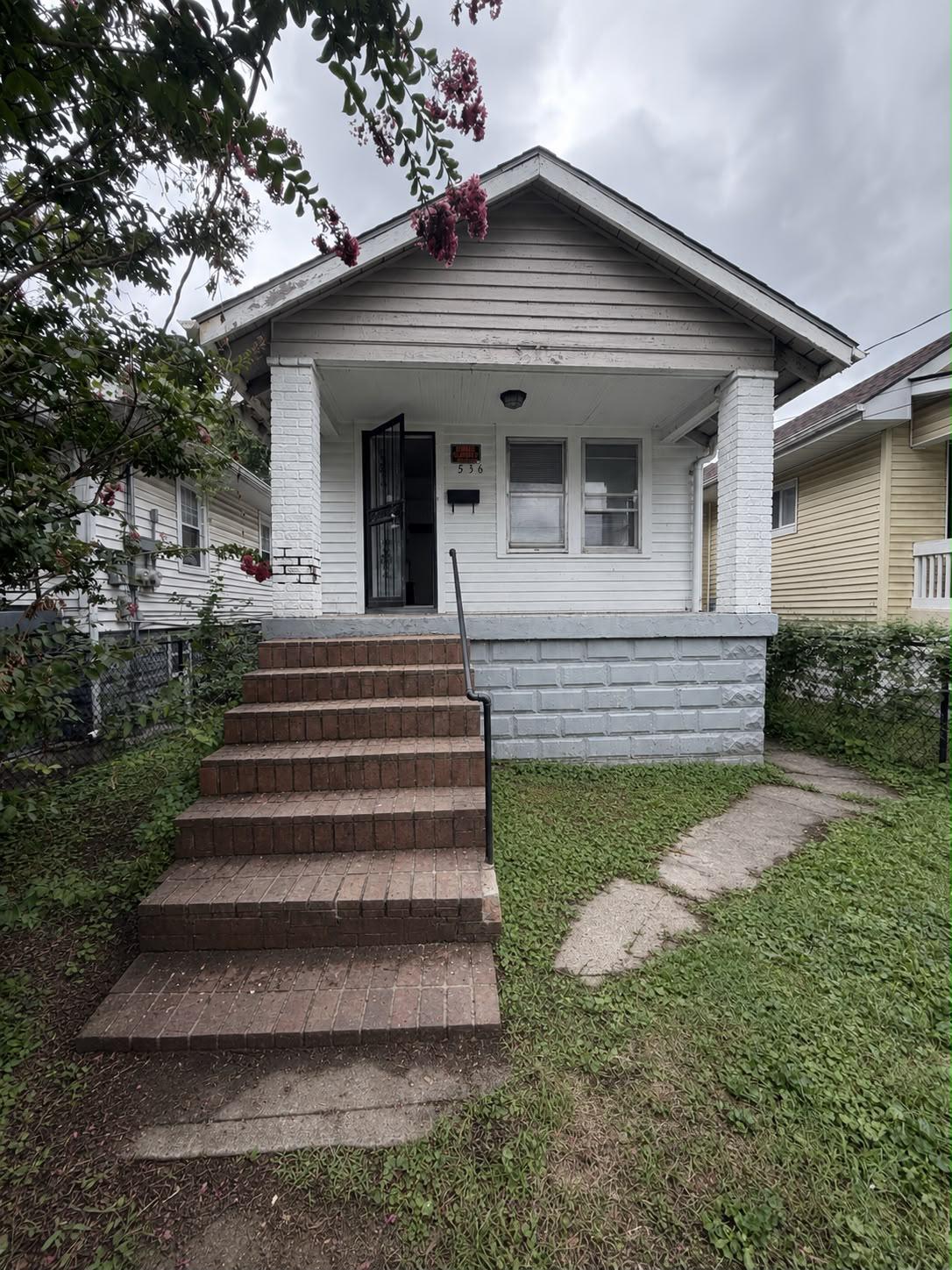 536 West Evelyn Avenue